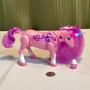 Little Live Pets, Sparkles My Dancing Interactive Unicorn